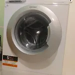 I Give My 2 Roms Apartment